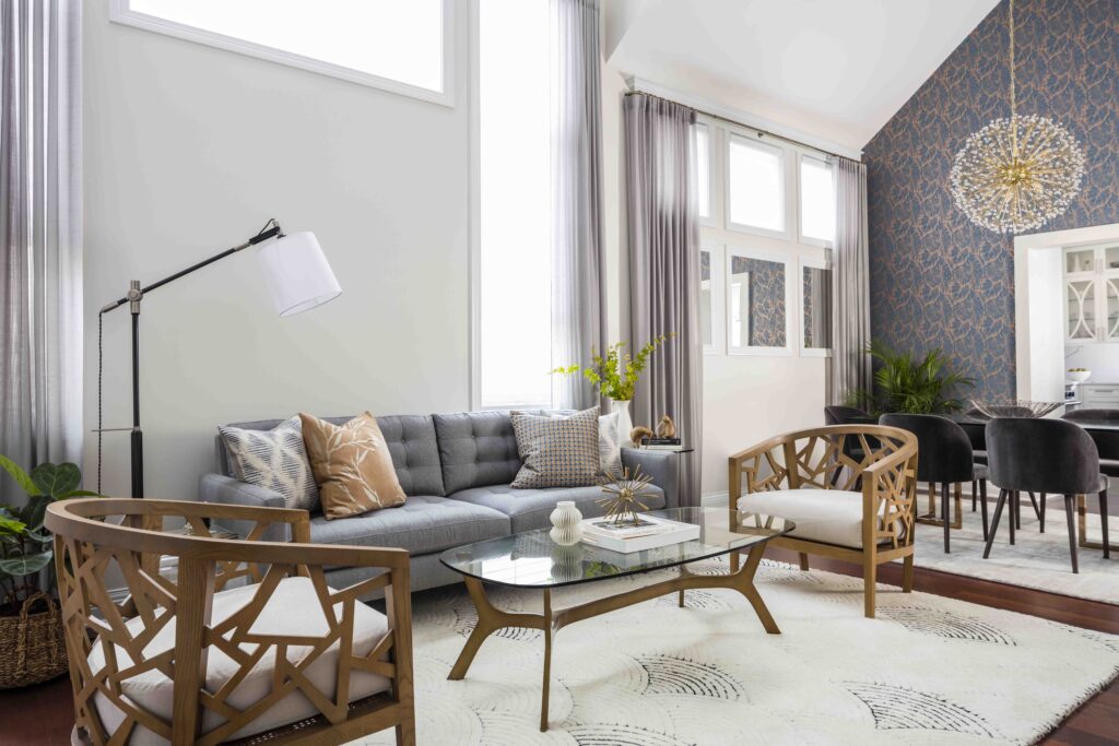 Bright and spacious living room